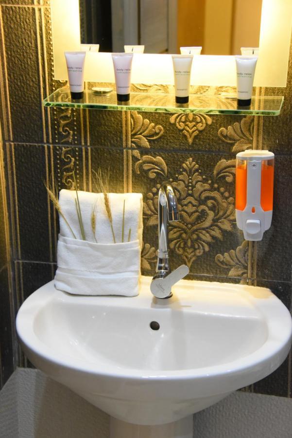 Locanda Pyramids Hotel Kafret el-Gabal Zewnętrze zdjęcie