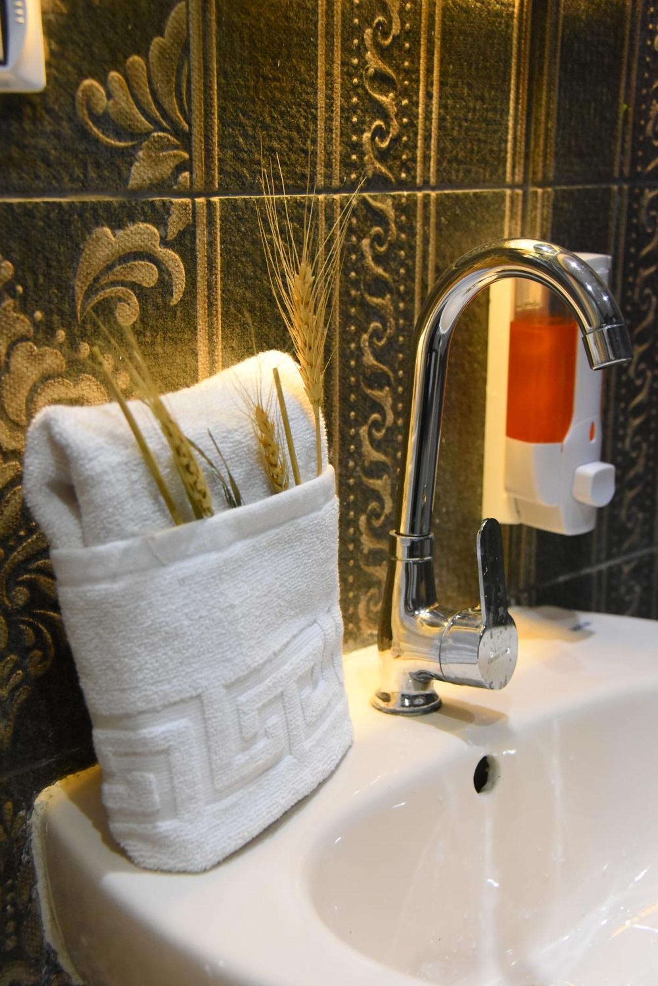 Locanda Pyramids Hotel Kafret el-Gabal Zewnętrze zdjęcie