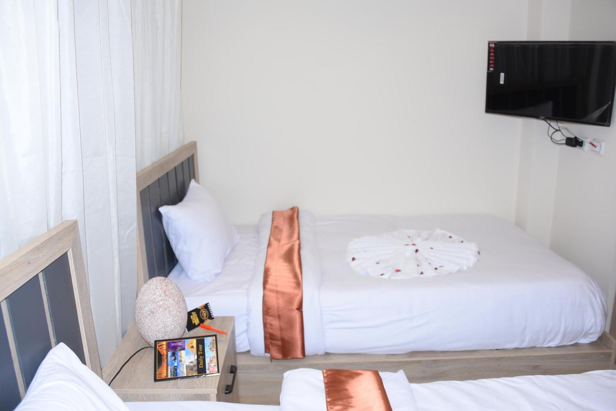 Locanda Pyramids Hotel Kafret el-Gabal Zewnętrze zdjęcie